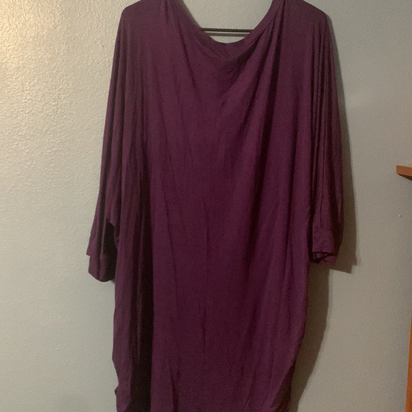 Plus size purple shirt 😍NWT - Picture 3 of 5